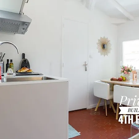 Private Building, 4 Apts, Unique At - Old Town Appartement