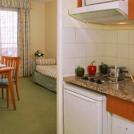 Residhome Promenade Aparthotel