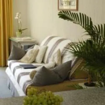 Fleurs Apart'hotel Apartment Nice