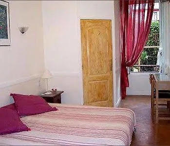 Hotel Garden Niza