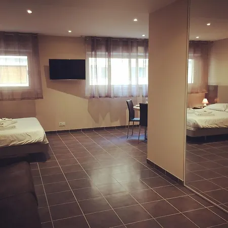 塞拉费纳别墅公寓 公寓式酒店