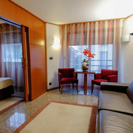 Otel Goldstar & Nice