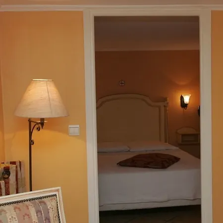 La Petite Sirene Hotell Nice