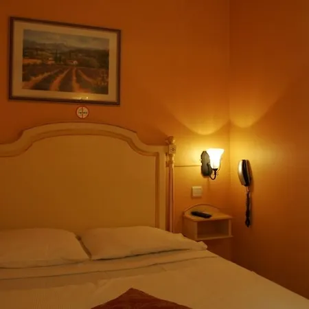Hotell La Petite Sirene 3*