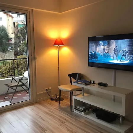 Le Christina-la Madeleine Apartment *