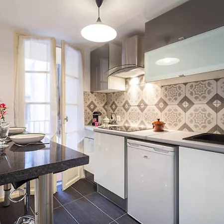 Le Malonat - Spacieux F3, Large Balcon, Climatisation, Vieux-nice *