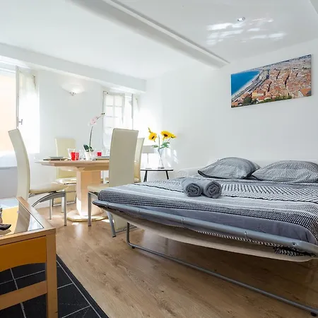 Le Malonat - Spacieux F3, Large Balcon, Climatisation, Vieux-nice