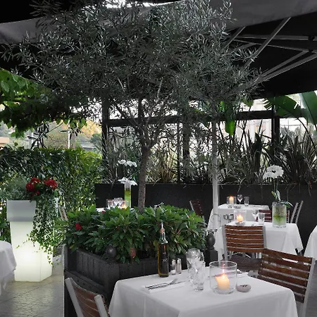 Servotel Saint-vincent 4*