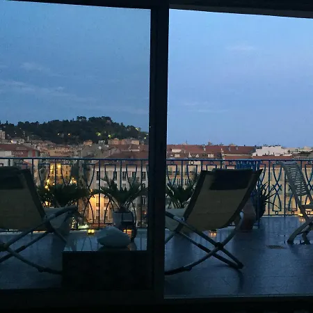 Apartment Centre-luxe-terrasse