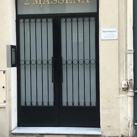 Boutique Neptune Szálloda 2*