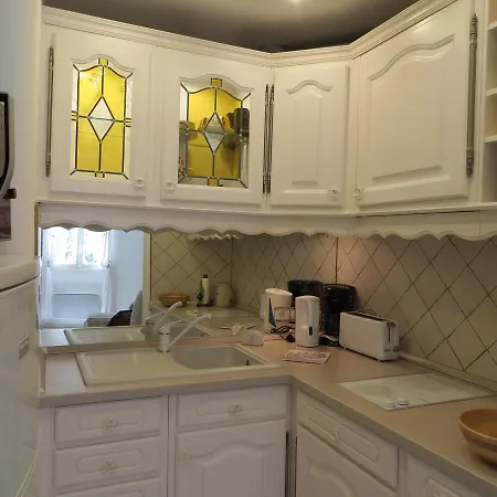 La Maison D'oc Apartment *