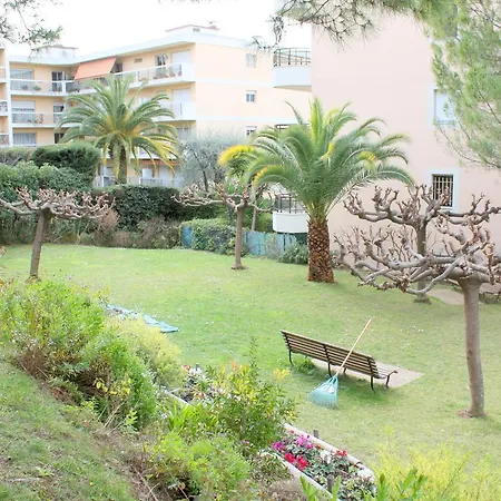 Le Parc D'agena Appartement *