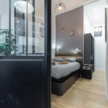 Angle Droit- Loft Et Atypique, Climatisation, Vieux-nice Apartmán Nice