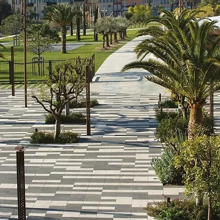 Le Jean Jaures - Refait A Neuf, Lumineux, Long Balcon, Jolie Vue, Wifi, Coeur Vieux-nice Nice