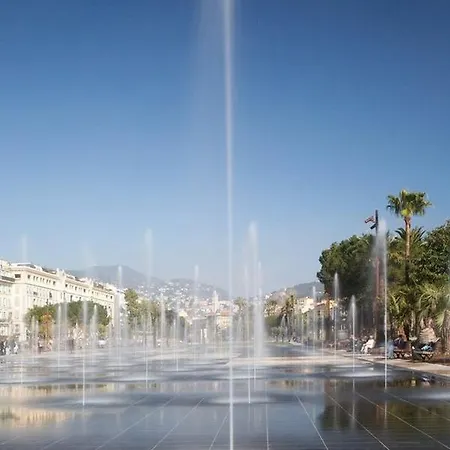 Le Jean Jaures - Refait A Neuf, Lumineux, Long Balcon, Jolie Vue, Wifi, Coeur Vieux-nice * Nice