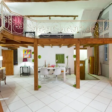 Le Prefecture - Luxueux F3 En Duplex, Ascenseur, Coeur Vieux-nice * Nicea