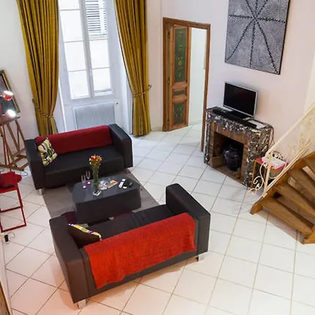 Le Prefecture - Luxueux F3 En Duplex, Ascenseur, Coeur Vieux-nice Apartament