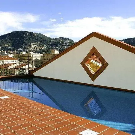 Adagio Access Garibaldi 2* Nice