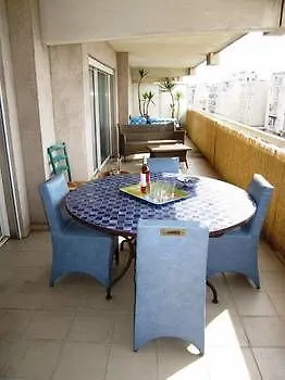 Happy Few Le Sea View Apartment