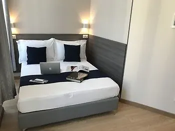 ブティック ネプチューン ホテル ニース
