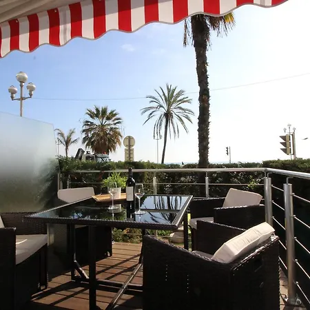 - 195 Promenade Des Anglais * Nice