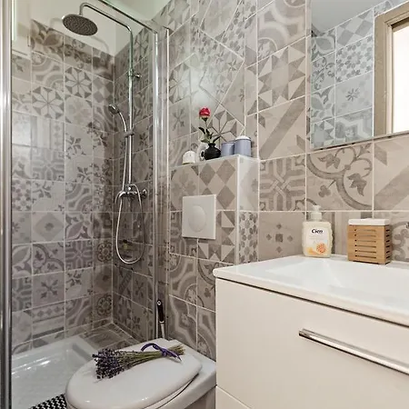 Amazing 1 Bedroom Loft In Centre Seafront Apartamento *