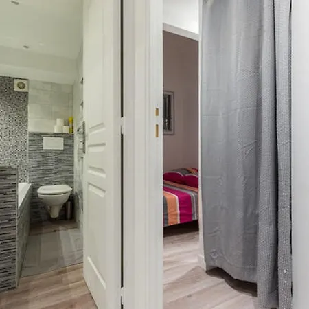 Appartement Centrale 2 - F4 Spacieux Et Confortable Au Centre Du Vieux-nice *