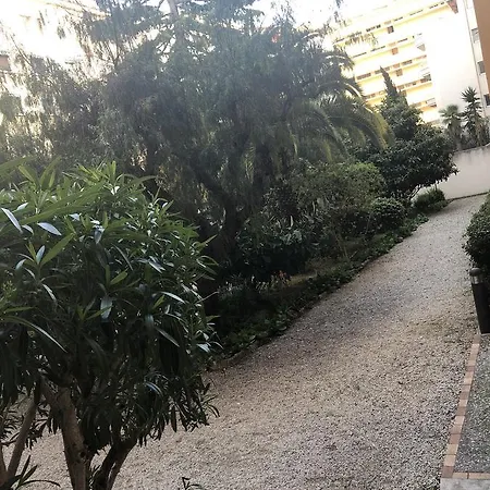 D'hotes Parc Gorbella Nocleg ze śniadaniem