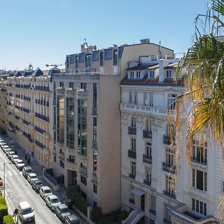 Apartment Avenue Des Fleurs *