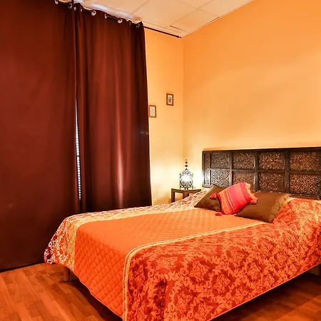 Hotel Victor Hugo 2*