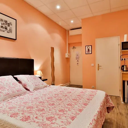Victor Hugo Hotell 2*