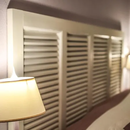 Victor Hugo Hotel 2*