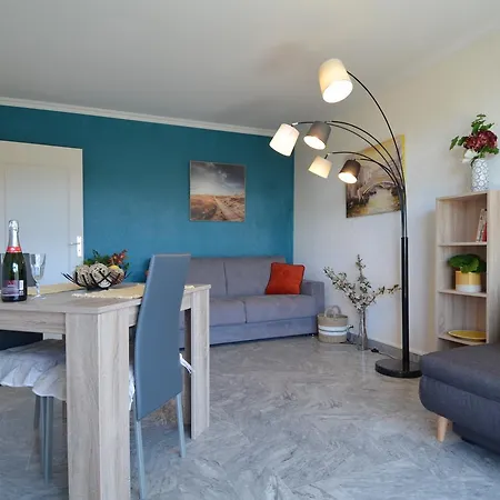 Grand 35m² 4 Personnes Avec Balcon Quartier Valrose *
