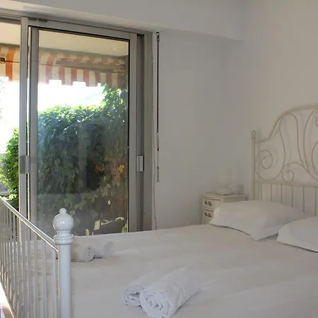 Apartment - Bella Vista Piscine Terrasse Et Jardin *
