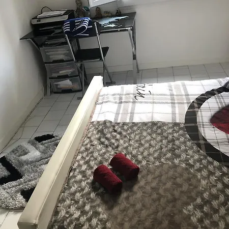Nocleg ze śniadaniem D'hotes Parc Gorbella 2*