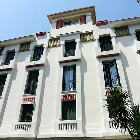 Apartment St Genevieve Five Stars House *