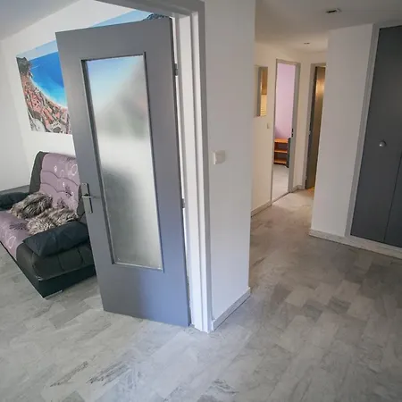 3 Pièces Confort Au Centre De Appartement Nice