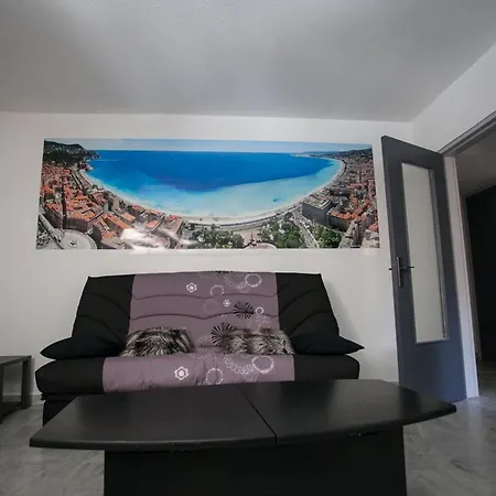 Appartement 3 Pièces Confort Au Centre De Nice