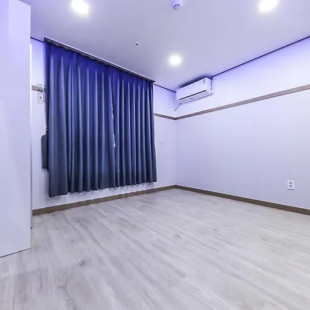 Aparthotel 1820 Boryeong