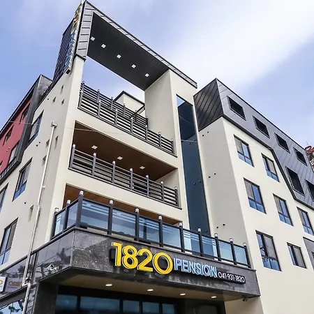 1820 Aparthotel Boryeong