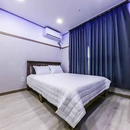 1820 Aparthotel