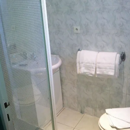 Carlone 2* Nice