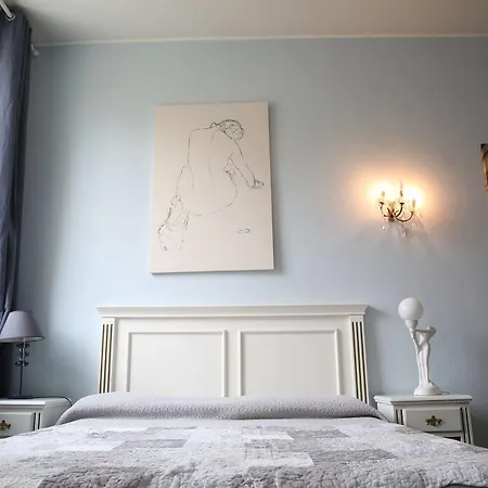 Armenonville Hotel 3*