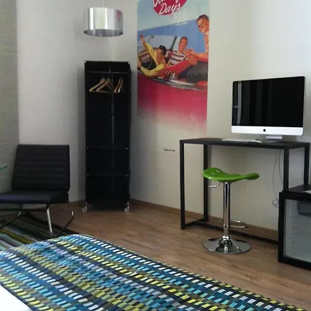 Little Palace מלון ניס