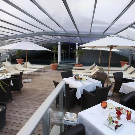 Goldstar & Hotel 4*
