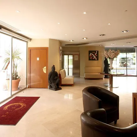 Hotel Goldstar & 4*
