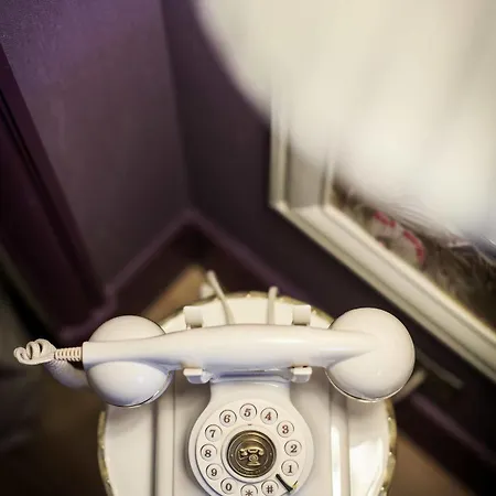 オテロ バイ ハッピーカルチャー 4* ニース
