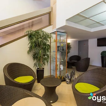Le Noailles Gare Hotel