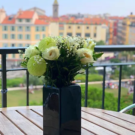 Apartment Aston - Centre Massena