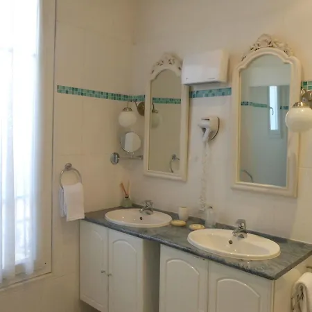 Les Cygnes Hotel Nizza